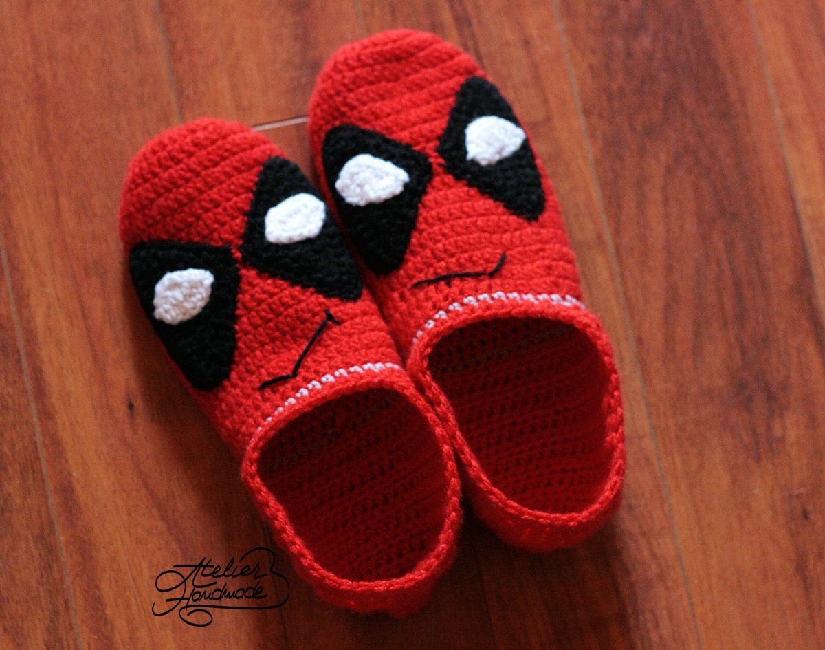 crochet-deadpool-slippers